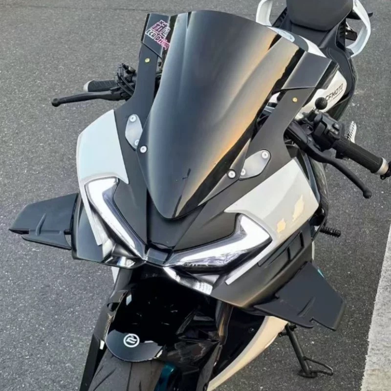 CFMOTO 675SR 675 SR オートバイ新モデル  - Model Kit New のレビューと価格