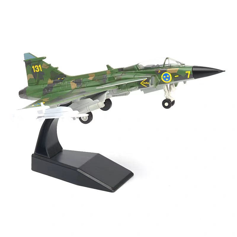1/72スケール JAS 39 グリペン戦闘機 組み立て式モ - Model Kit Quick のレビューと価格