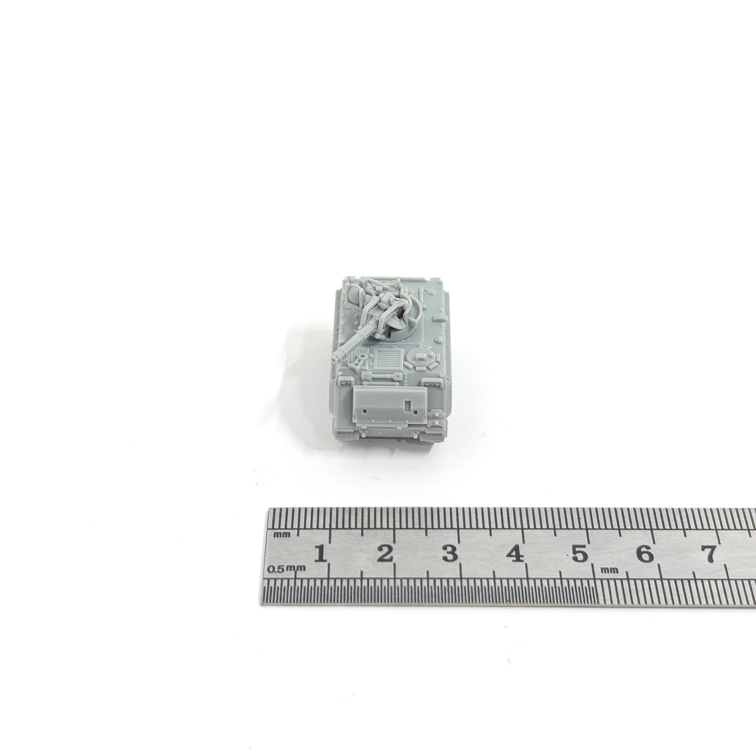 1/144 スケール対空自走砲 M163A1 バルカン防空シ - Model Kit Weapons のレビューと価格