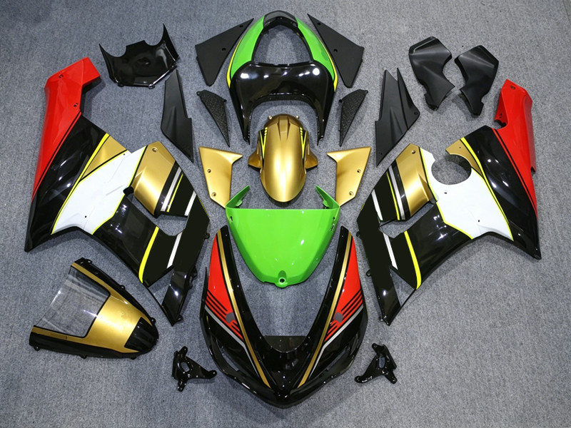 4つの新しいABSフェアリングキット - 2005年から20 - Model Kit New のレビューと価格
