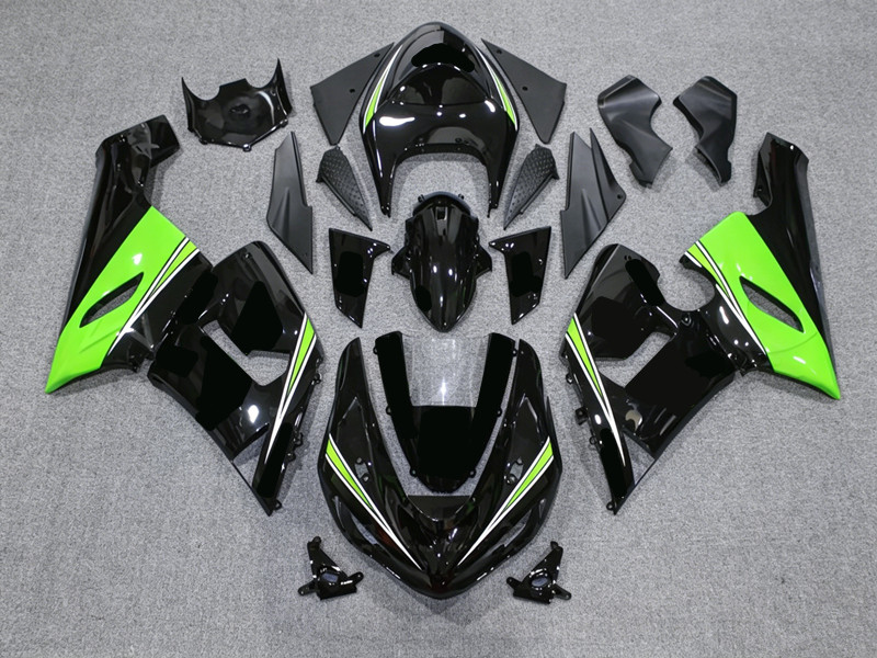 4つの新しいABSフェアリングキット - 2005年から20 - Model Kit New のレビューと価格